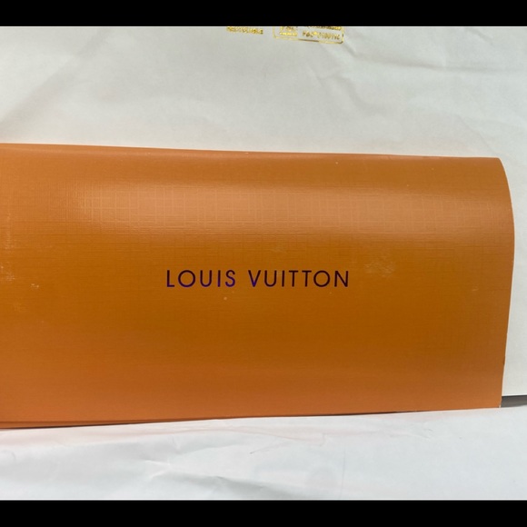 Louis vuitton trainers - Picture 5 of 7